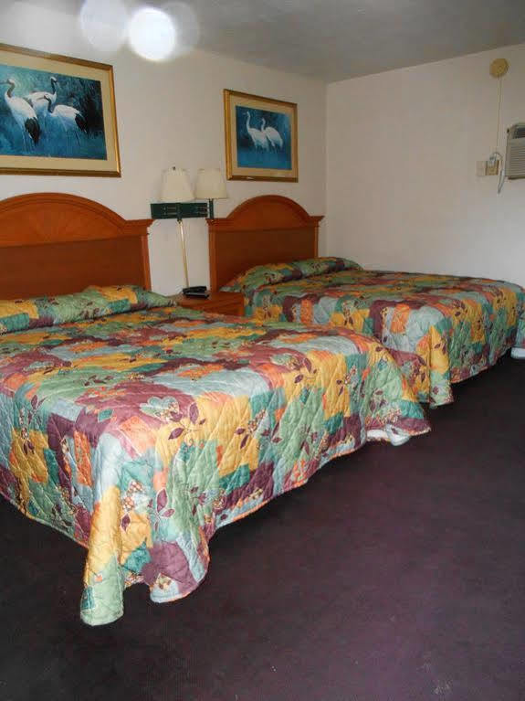 Travel Inn Daytona Дейтона-Бич Экстерьер фото